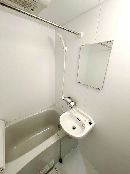 バス・シャワールーム　バス