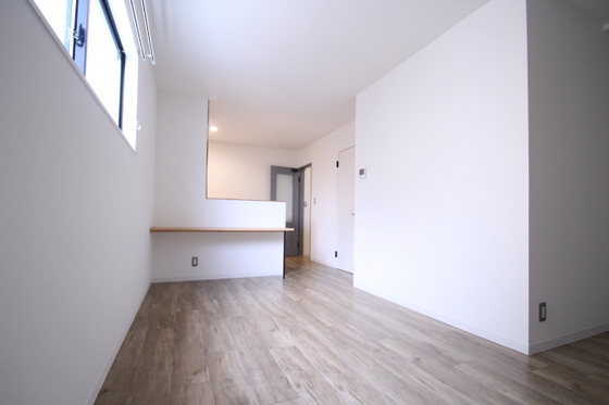 居室・リビング　※別部屋の写真です