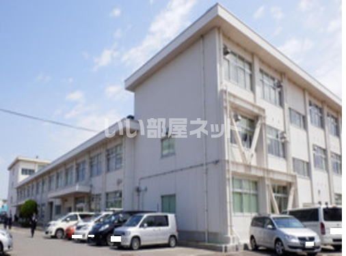 高校・高専　福井県立科学技術高校（高校・高専）まで696m