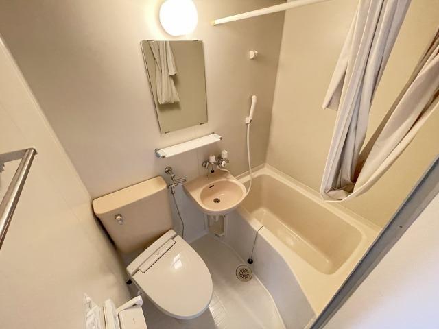 バス・シャワールーム　浴室