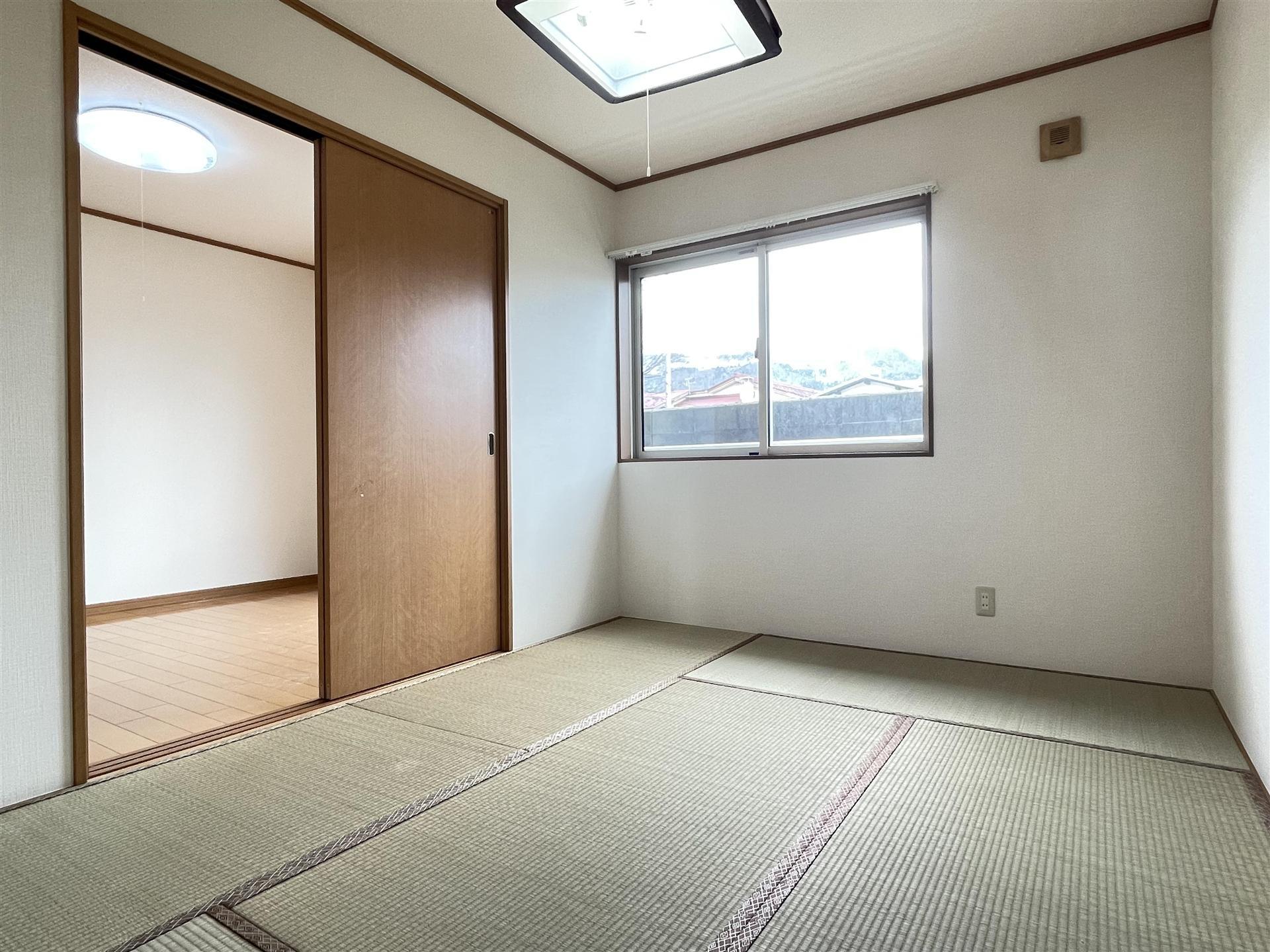 その他部屋・スペース　６帖の和室は寝室にもご利用いただけます♪