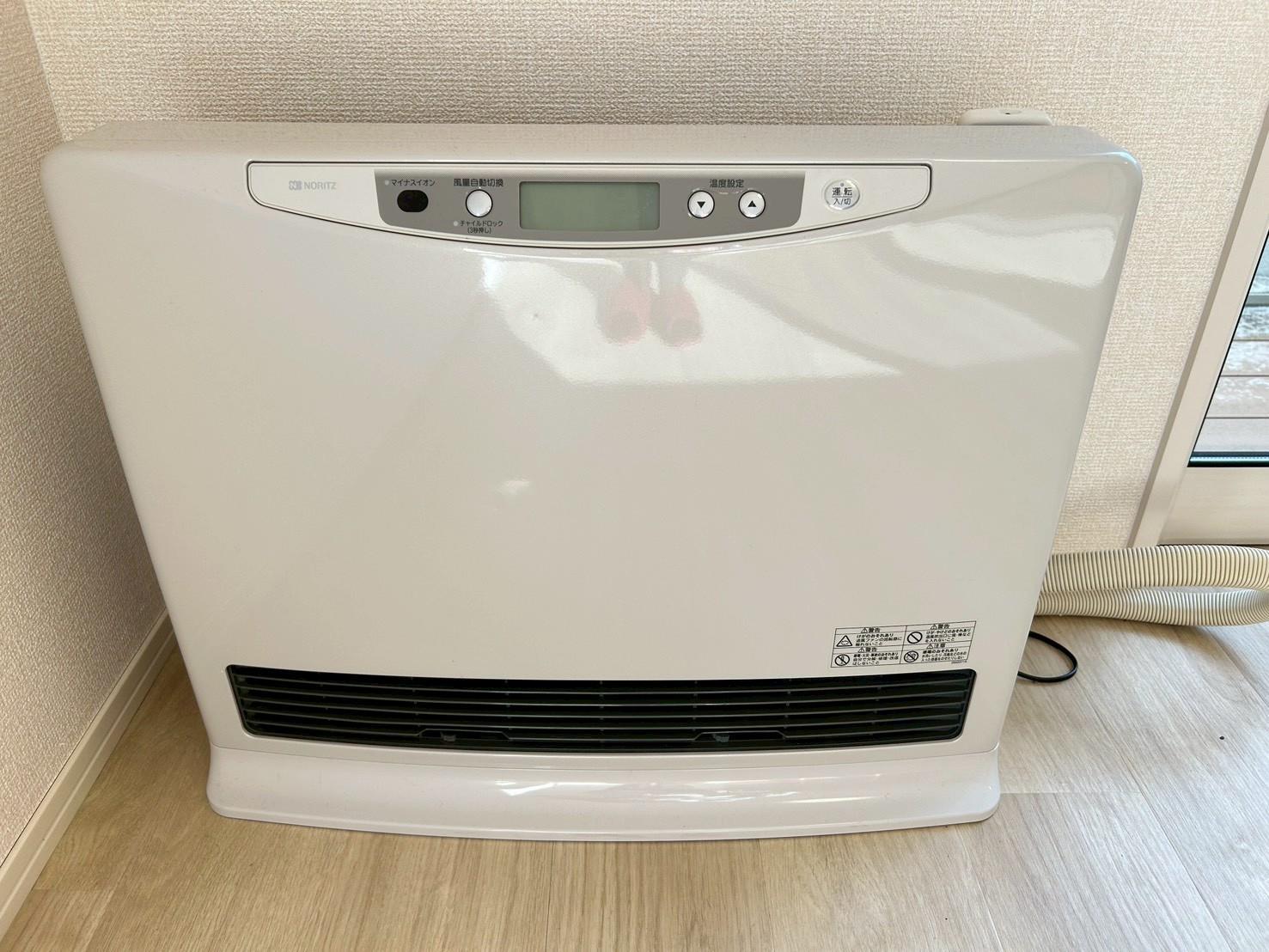 その他設備　温水ルームヒーター