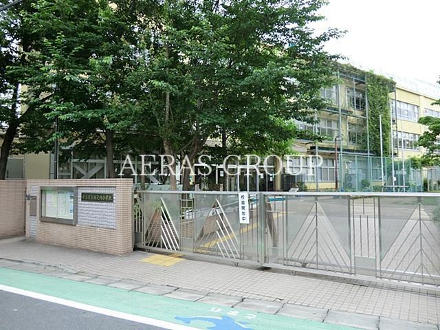 小学校　杉並区立堀之内小学校（小学校）まで422m