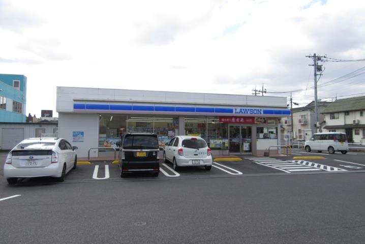 コンビニ　ローソン松江東朝日小浜店（コンビニ）まで550m