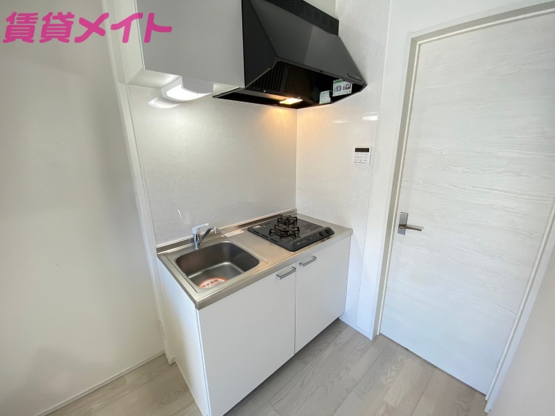 キッチン　別部屋参考写真です。