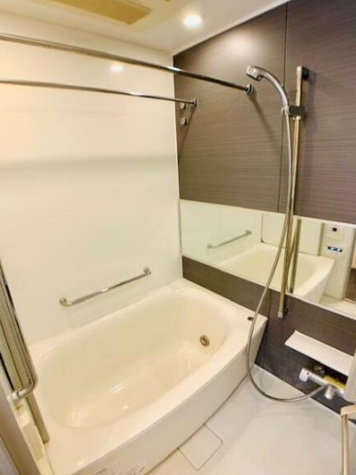 バス・シャワールーム　別部屋参考写真