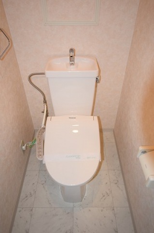 トイレ　ウォシュレット