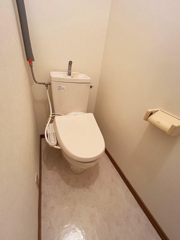 トイレ　トイレ