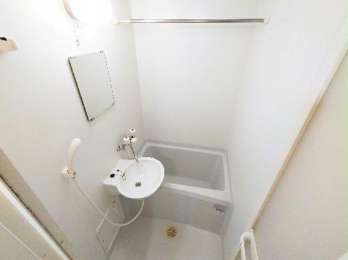 バス・シャワールーム　設備・仕様は号室により異なる為、現況を優先致します。