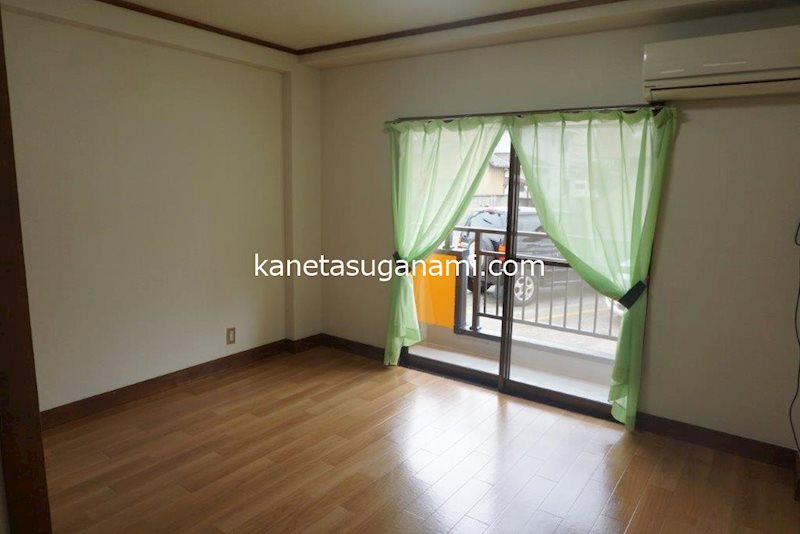 居室・リビング　南向きで採光良好◎！！