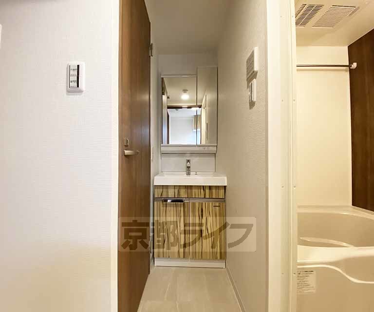 洗面設備　独立洗面台