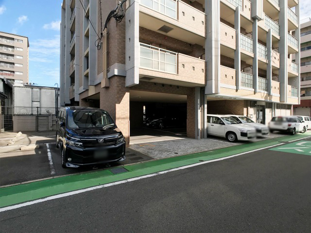 エントランス　エントランス