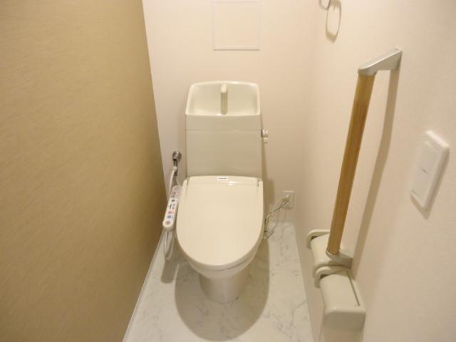 トイレ　シャワー付トイレ（イメージ）