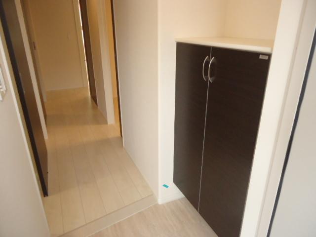 玄関　玄関（イメージ）