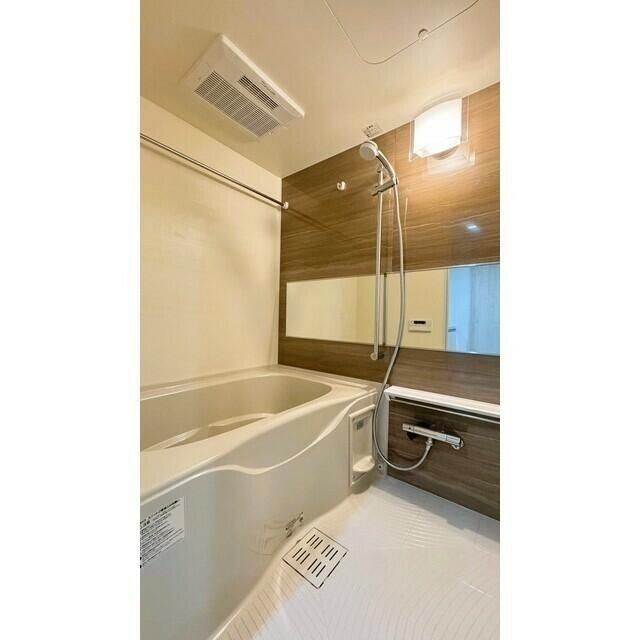 バス・シャワールーム　バス