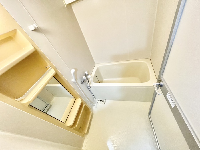 バス・シャワールーム　他号室の写真です。