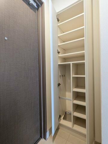 玄関　参考写真/現況優先