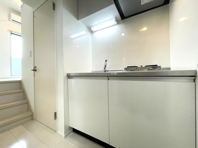 キッチン　モデルルームの為、現状を優先致します。