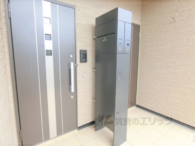 玄関　ポスト宅配ボックス