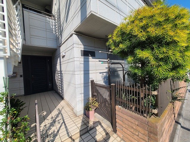 エントランス　★建物エントランスの画像です★