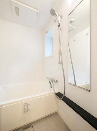 バス・シャワールーム　★浴室乾燥機付きバスルーム★