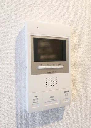 セキュリティ　★モニター付きインターホンで来客時も安心★