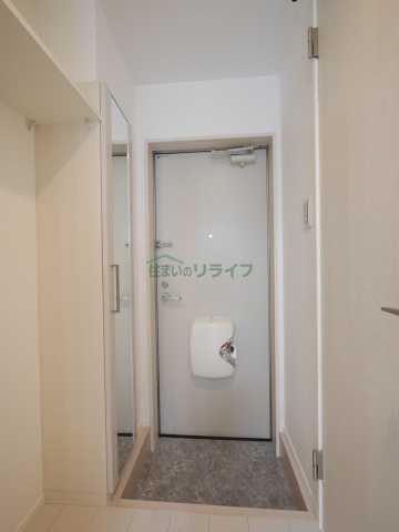 玄関　ハーモニーテラス若松町 105※参考写真