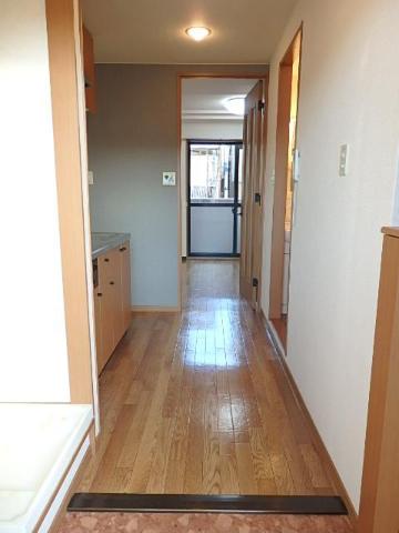 玄関　廊下
