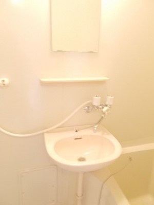 洗面設備　忙しい朝には欠かせない洗面所です