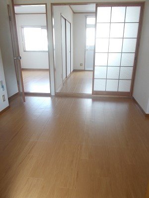 居室・リビング　使いやすい居間です