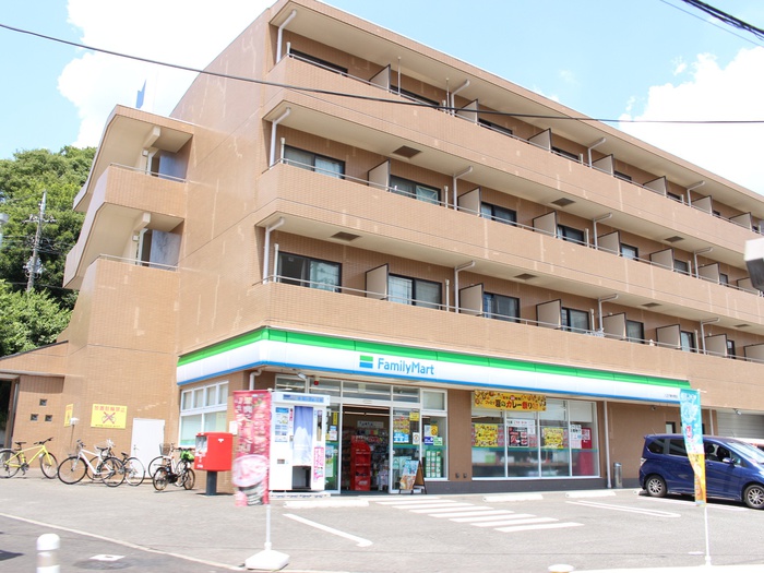 コンビニ　ファミリーマート　八王子東中野店（コンビニ）まで467m