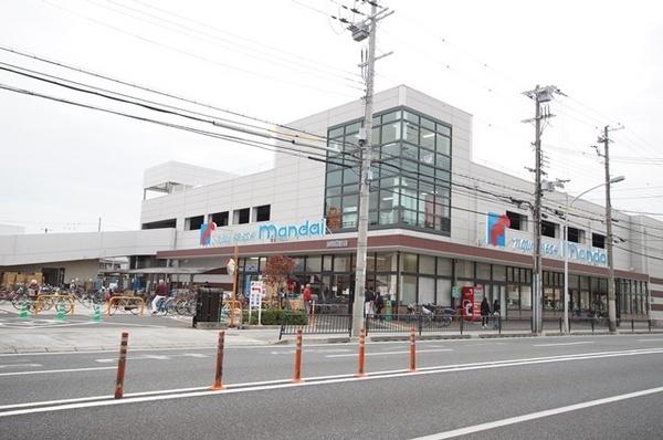 スーパー　万代尼崎難波店（スーパー）まで729m