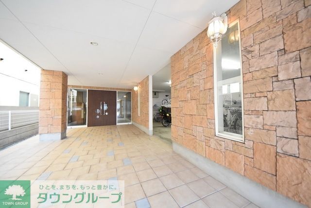 エントランス　お問合せはタウンハウジングまで！※現地待合わせ相談可能