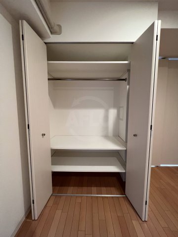 収納　アリス・マナーガーデン新町　クローゼット