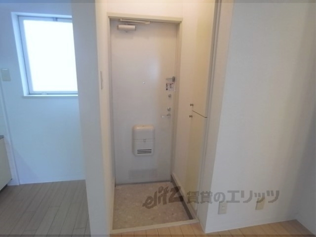 玄関　下駄箱があるのですっきりしてます