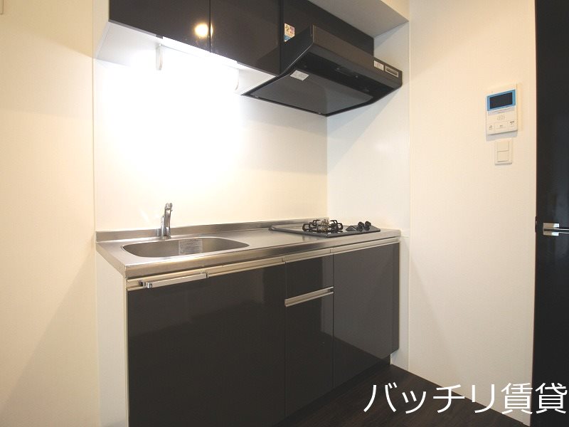 キッチン　画像はイメージの為、色や間取りが若干異なりますが、現況を優先