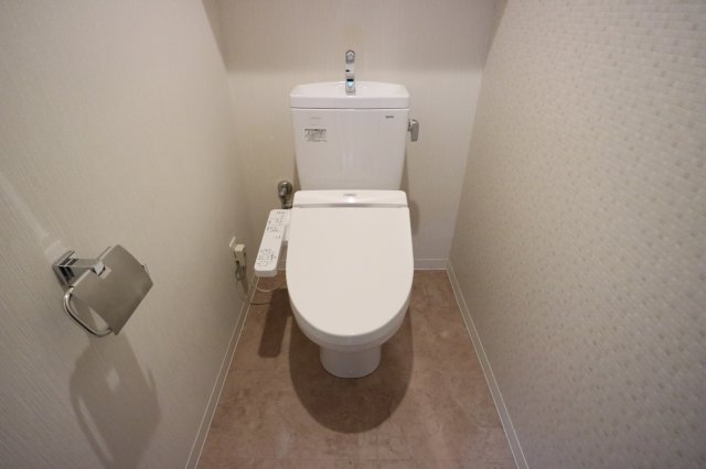 トイレ　同一タイプです。