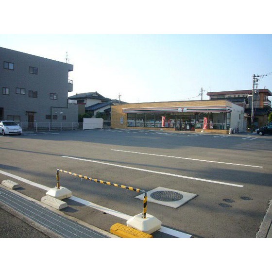 コンビニ　セブンイレブン富山城南公園前店（コンビニ）まで450m