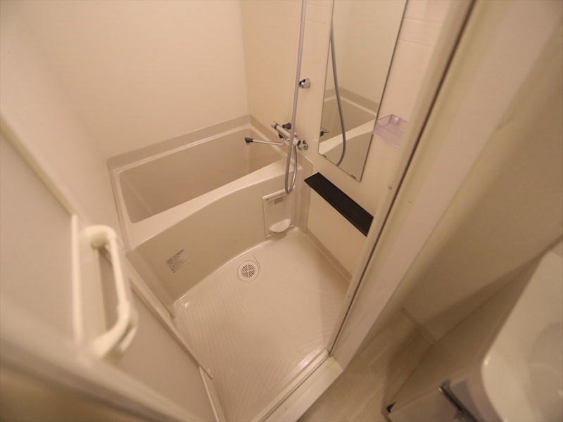 バス・シャワールーム　バスルーム　浴室暖房乾燥機付き