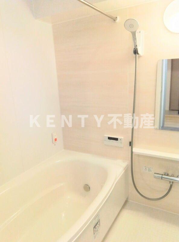 バス・シャワールーム　お風呂です