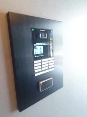 セキュリティ　☆安心のオートロック☆