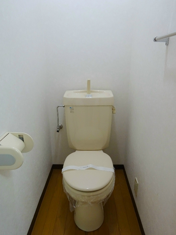 トイレ　※同タイプのお部屋です