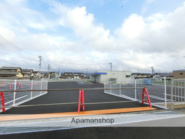 コンビニ　ローソン（コンビニ）まで224m