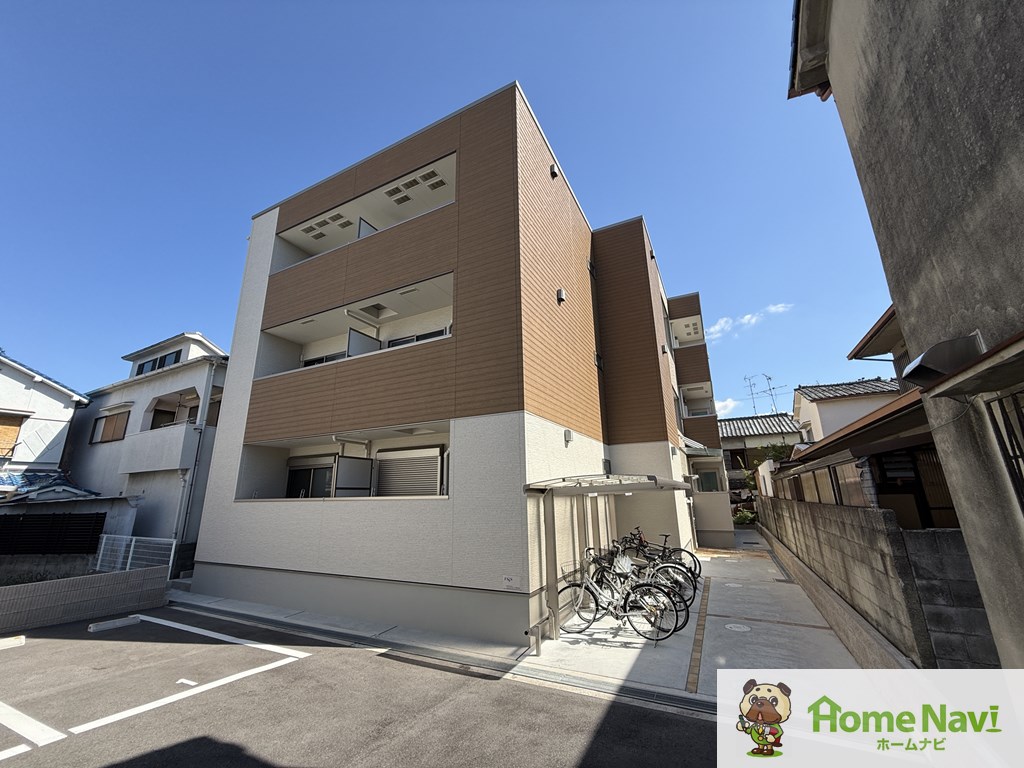 建物外観　「アイパレス1番館」、現地待ち合わせのご案内も可能です。