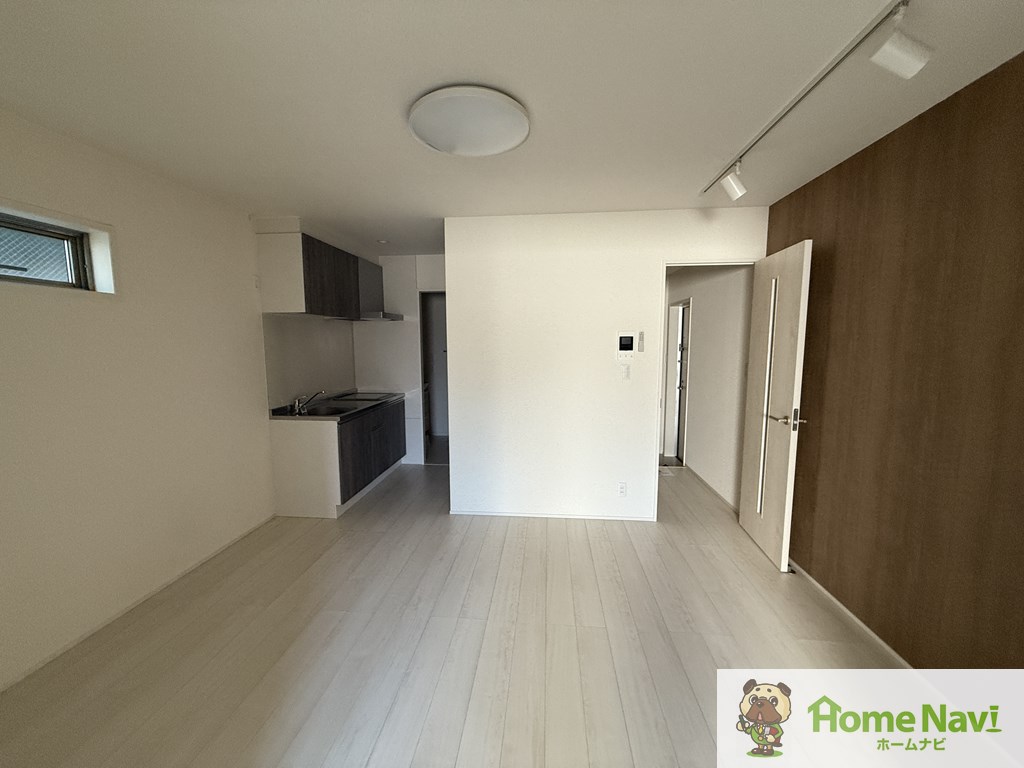 居室・リビング　インターネットが無料で使えます。