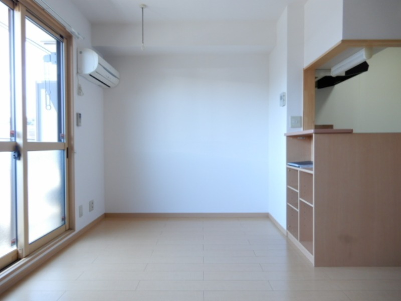 居室・リビング　図面と現状に相違がある場合には現状を優先