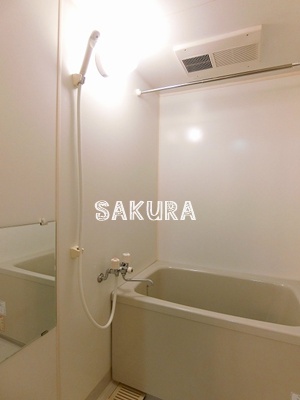 バス・シャワールーム　日々の疲れを癒すお風呂です♪