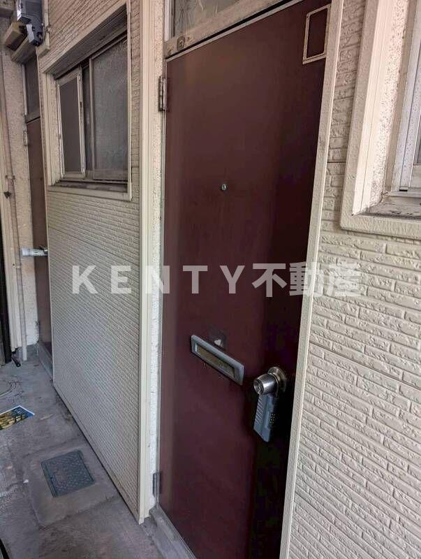 玄関　落ち着いた玄関です