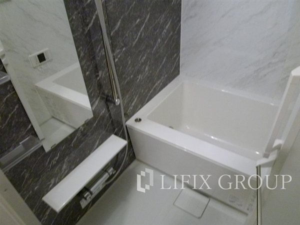 バス・シャワールーム　風呂