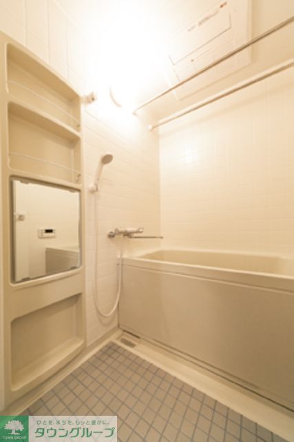 バス・シャワールーム　※写真は同タイプ住戸です。
